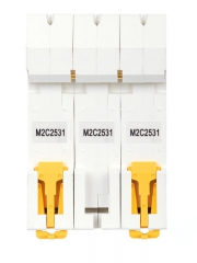 Выключатель автоматический 3п C 25А M10N ARMAT IEK AR-M10N-3-C025 AR-M10N-3-C025