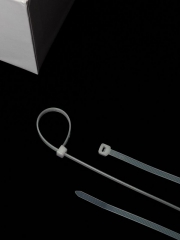 Хомут кабельный 4.8х300 нейл. бел. (уп.100шт) ИЭК UHH31-D048-300-100 UHH31-D048-300-100