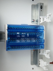 Шина на DIN-рейку в корпусе (кросс-модуль) ШНК 4х15 3L+PEN IEK YND10-4-15-125 YND10-4-15-125