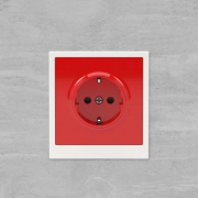 Розетка силовая KANT 2P+E без шторки красн. сатин DKC 7001033 7001033