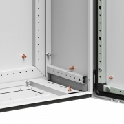 Корпус напольный RAM fit 1800х800х300мм с боков. вырезами DKC R6NFW188030F R6NFW188030F