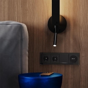 Розетка 1-м СП S70 16А с USB A+A с заземл. защ. шторки механизм черн. матов. Voltum VLS040408 VLS040408