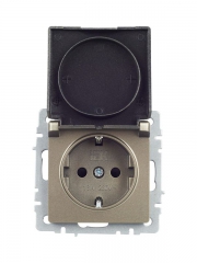 Розетка BRITE РСбш10-3-БрШ 16А IP20 с заземл. защ. шторки с крышкой шампань IEK BR-R16-16-K37 BR-R16-16-K37