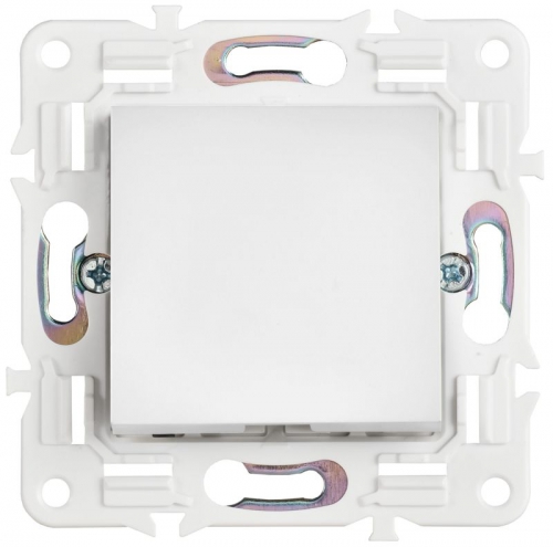 Вывод кабеля SKANDY SK-O01W арктич. бел. IEK SK-VK10-0-K01 SK-VK10-0-K01