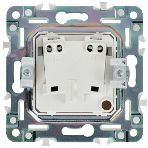 Розетка SKANDY 10А без заземл. без защ. шторок SK-R02W арктич. бел. IEK SK-R10-10-K01 SK-R10-10-K01