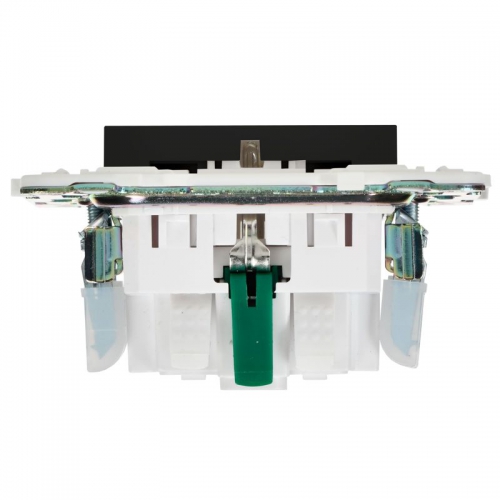 Розетка SKANDY 16А с заземл. защ. штроки б/к SK-R06Bl черн. IEK SK-R14-16-1-K02 SK-R14-16-1-K02