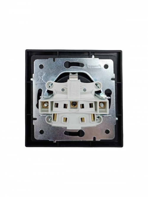 Розетка 1-мест. с/з ПБТ СП ZIMA IP20 16А безвинт. зажим черн. бархат LEZARD 704-4288-122BQC 704-4288-122BQC