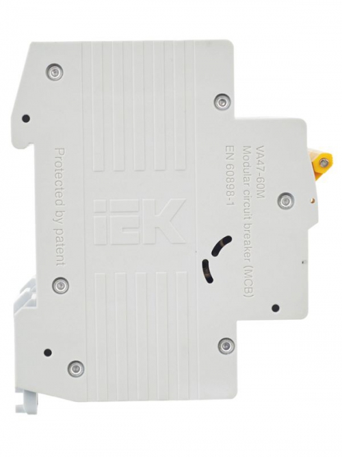 Выключатель автоматический модульный 3п C 6А 6кА ВА47-60M IEK MVA31-3-006-C MVA31-3-006-C