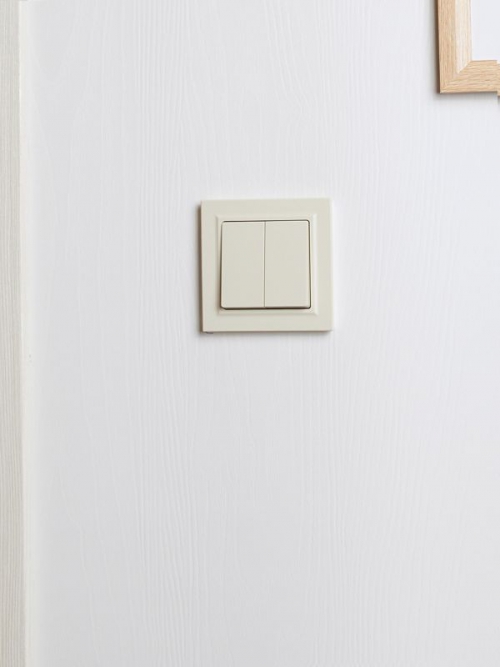 Рамка 1-м BRITE РУ-1-БрКр беж. IEK BR-M12-K10 BR-M12-K10