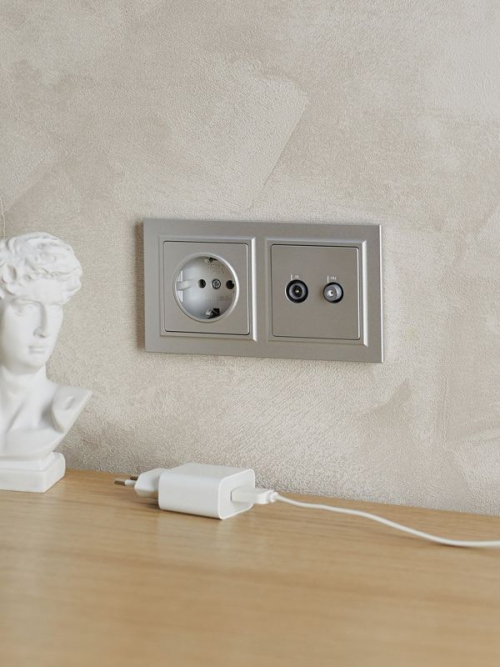 Рамка 2-м BRITE РУ-2-БрА алюм. IEK BR-M22-K47 BR-M22-K47