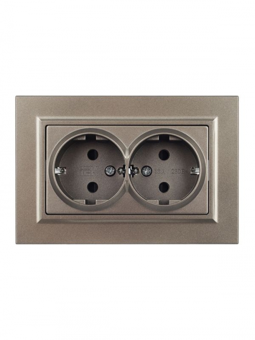 Розетка 2-м СП BRITE РСш12-3-БрШ 16А в сборе с заземл. защ. шторки шампань IEK BR-R24-16-K37-F BR-R24-16-K37-F