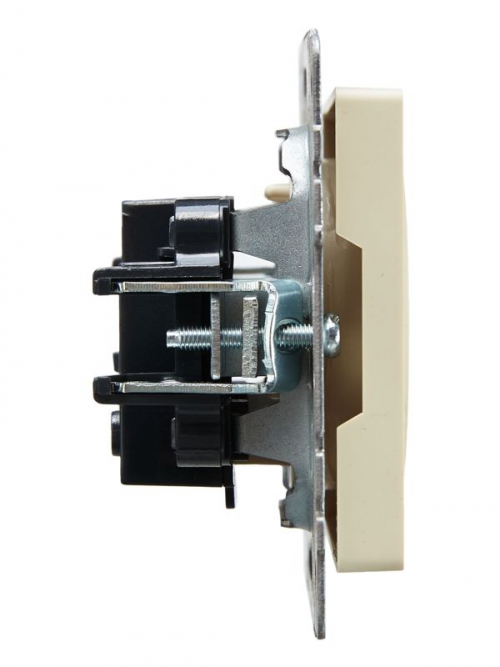 Розетка BRITE РС10-1-0-БрКр 10А без заземл. без защ. шторок беж. IEK BR-R10-10-K10 BR-R10-10-K10