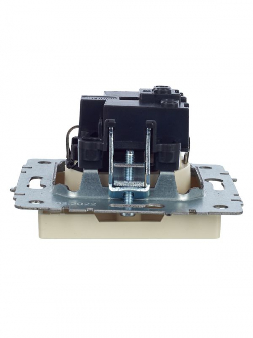 Розетка BRITE РС14-1-0-БрКр 16А с заземл. защ. шторки беж. IEK BR-R14-16-K10 BR-R14-16-K10