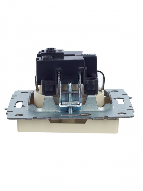 Розетка BRITE РС11-1-0-БрКр 16А с заземл. без защ. шторки беж. IEK BR-R11-16-K10 BR-R11-16-K10