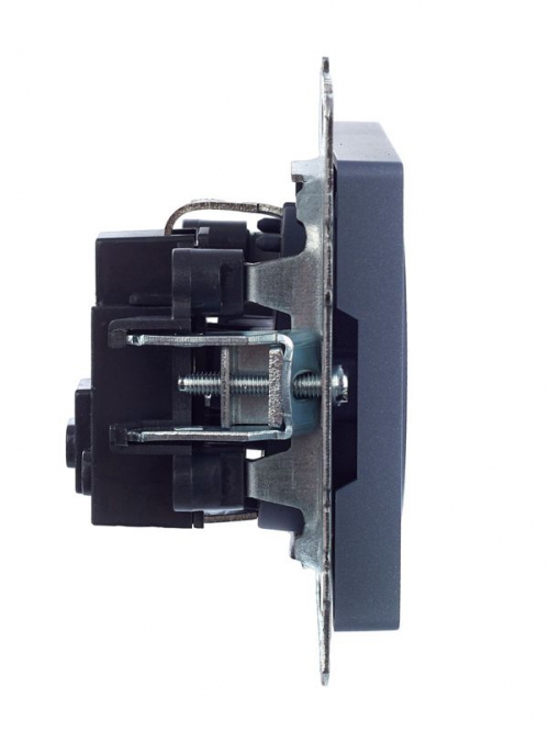 Розетка 1-м СП BRITE РС11-1-0-БрМ 16А с заземл. без защ. шторки маренго IEK BR-R11-16-K35 BR-R11-16-K35