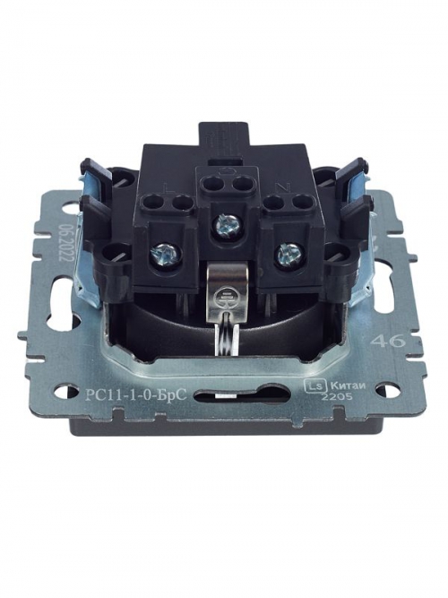 Розетка 1-м СП BRITE РС11-1-0-БрС 16А с заземл. без защ. шторки сталь IEK BR-R11-16-K46 BR-R11-16-K46