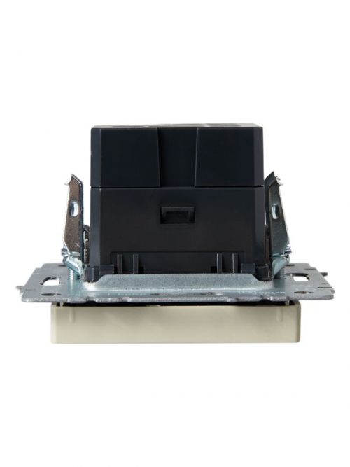 Розетка BRITE USB A+A 3.1А РЮ10-1-БрКр беж. IEK BR-U21-D31-K10 BR-U21-D31-K10