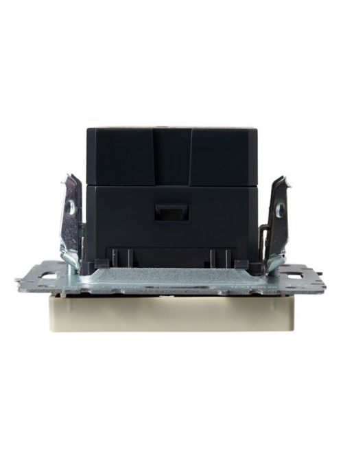 Розетка BRITE USB A+C 18Вт РЮ11-1-БрКр беж. IEK BR-U22-018-K10 BR-U22-018-K10