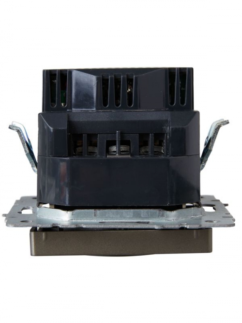 Розетка BRITE РЮш11-1-БрШ 16А с USB A+C 18Вт с заземл. защ. шторки шампань IEK BR-R14-16-U22-018-K37 BR-R14-16-U22-018-K37