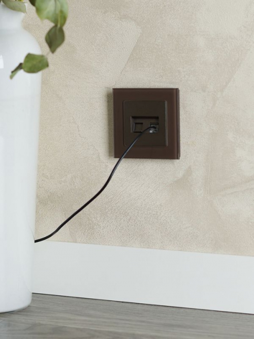 Рамка 1-м BRITE РУ-1-2-БрТБ стекло темн. бронза IEK BR-M12-G-K45 BR-M12-G-K45