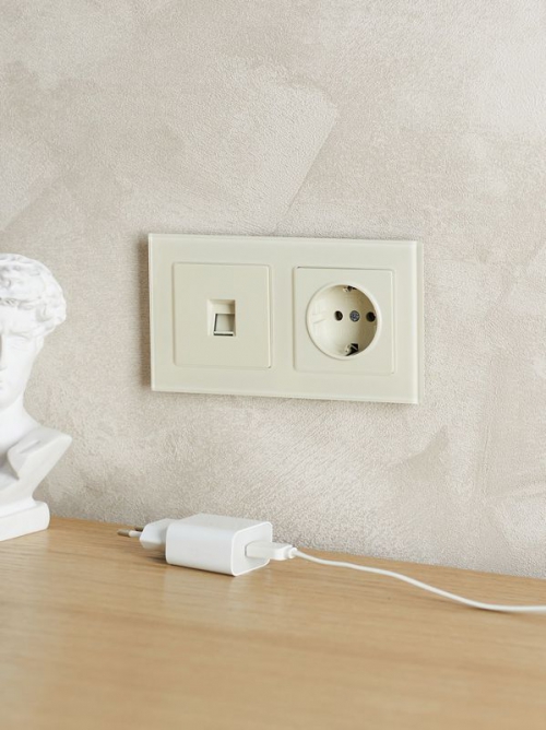 Рамка 2-м BRITE РУ-2-2-БрВа стекло ванильн. IEK BR-M22-G-K10 BR-M22-G-K10