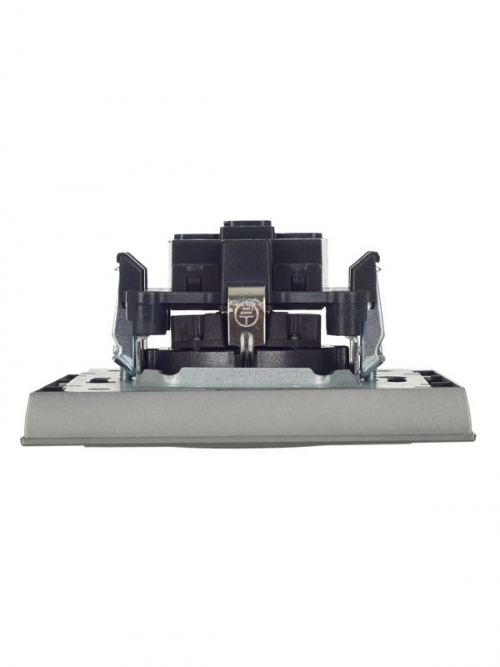 Розетка СП BRITE РСР14-1-0-БрС 16А в сборе с заземл. защ. шторки сталь IEK BR-R14-16-K46-F BR-R14-16-K46-F