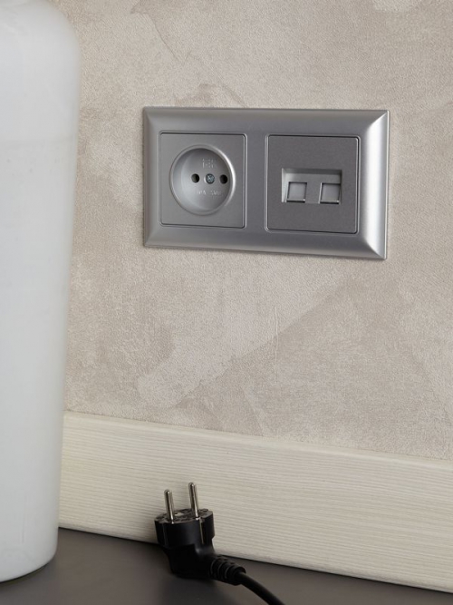 Рамка 2-м BRITE РУ-2-Бр алюм./алюм. IEK BR-M22-12-K47 BR-M22-12-K47