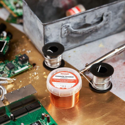 Канифоль сосновая марки А 100г Rexant 09-3711 09-3711