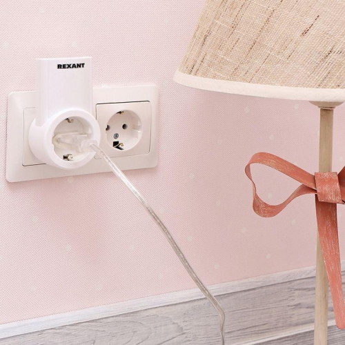 Розетка радиоуправляемая с пультом RX-001 (один пульт одна розетка) Rexant 10-6020 окт.20