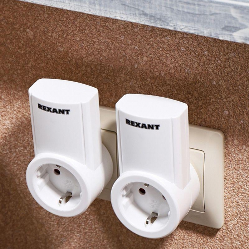 Розетка радиоуправляемая с пультом RX-002 (один пульт две розетки) Rexant 10-6025 окт.25