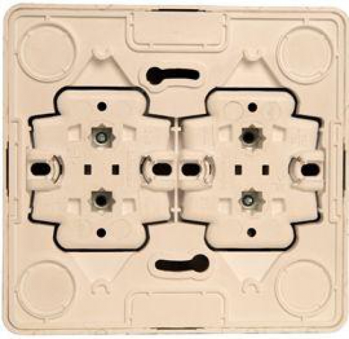 Розетка 4-м ОП Этюд 16А 250В с заземл. с заземл. защ. шторки крем. SE PA16-208K PA16-208K