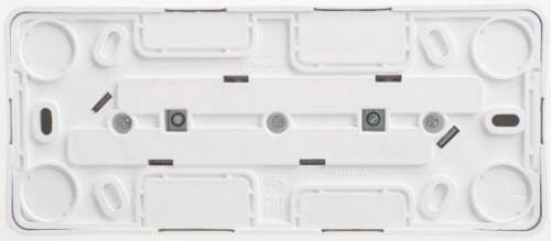 Розетка 3-м ОП Этюд 16А IP20 250В с заземл. без защ. шторок бел. SE PA16-011B PA16-011B