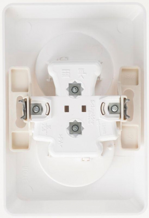 Розетка 2-м СП Этюд 16А IP20 250В без заземл. без защ. шторок бел. SE PC16-005B PC16-005B