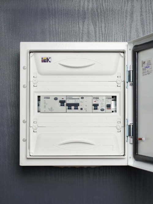 Выключатель автоматический дифференциального тока 2п C 16А 30мА тип AC 4.5кА АВДТ 32 C16 GENERICA MAD25-5-016-C-30 MAD25-5-016-C-30