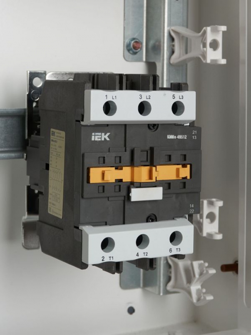 Контактор КМИе-49512 95А 230В/АС3 1НО; 1НЗ IEK KKME41-095-230-11 KKME41-095-230-11