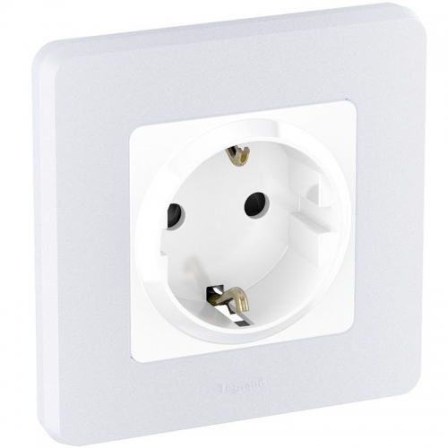 Розетка 1-м СП Inspiria 16А IP20 250В 2P+E защ. шторки немецк. стандарт механизм бел. Leg 673730 673730