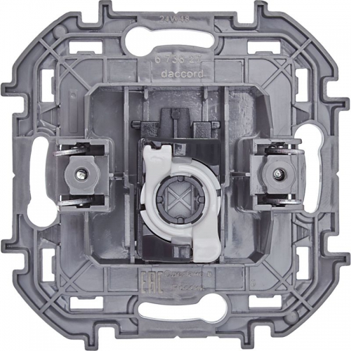 Розетка компьютерная Inspiria RJ45 кат.5E UTP алюм. Leg 673827 673827