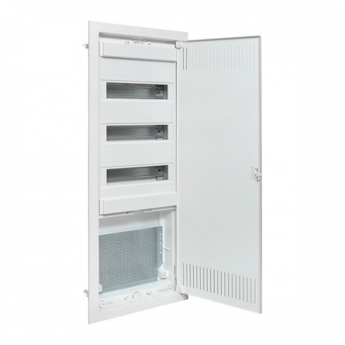 Щит комбинированный встраив. Nova 3 DIN-рейки + 1 монтаж. плата 5 габарит IP41 с метал. перфорированной дверью EKF Proxima nv-cb-pmd-3+1 nv-cb-pmd-3+1