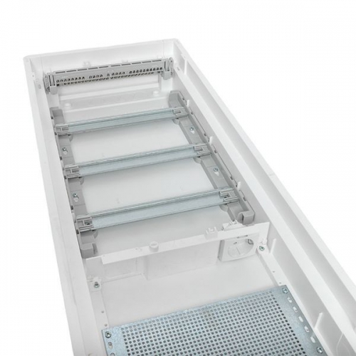 Щит комбинированный встраив. Nova 3 DIN-рейки + 1 монтаж. плата 5 габарит IP41 с метал. перфорированной дверью EKF Proxima nv-cb-pmd-3+1 nv-cb-pmd-3+1