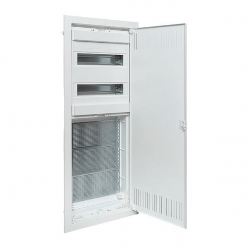 Щит комбинированный встраив. Nova 2 DIN-рейки + 3 монтаж. платы 5 габарит IP41 с метал. перфорированной дверью EKF nv-cb-pmd-2+3 nv-cb-pmd-2+3