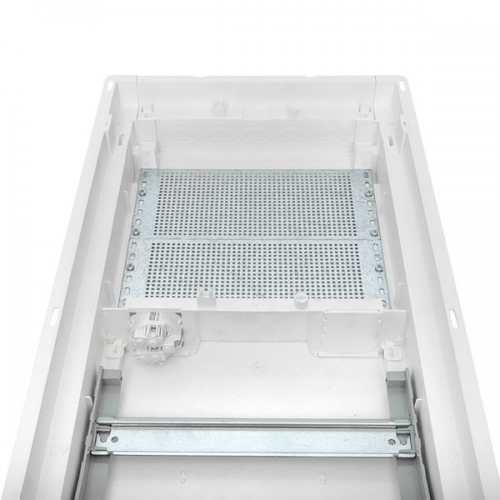 Щит комбинированный встраив. Nova 2 DIN-рейки + 2 монтаж. платы 4 габарит IP41 с метал. перфорированной дверью EKF nv-cb-pmd-2+2 nv-cb-pmd-2+2