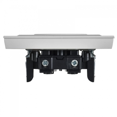 Розетка BRITE РСР10-1-0-БрАБ 10А в сборе без заземл. без защ. шторок арктич. бел. IEK BR-R10-10-K91-F BR-R10-10-K91-F