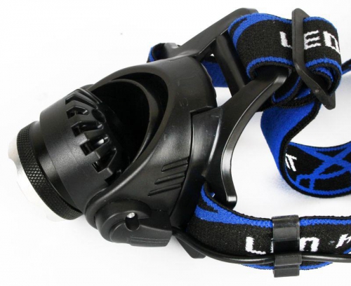 Фонарь налобный E150 (аккум. 220В CREE 3Вт пласт. бокс; черн.) Ultraflash 12188 12188