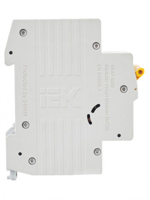 Выключатель автоматический модульный 3п C 16А 6кА ВА47-60M IEK MVA31-3-016-C MVA31-3-016-C