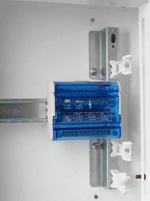 Шина на DIN-рейку в корпусе (кросс-модуль) ШНК 4х11 3L+PEN IEK YND10-4-11-125 YND10-4-11-125