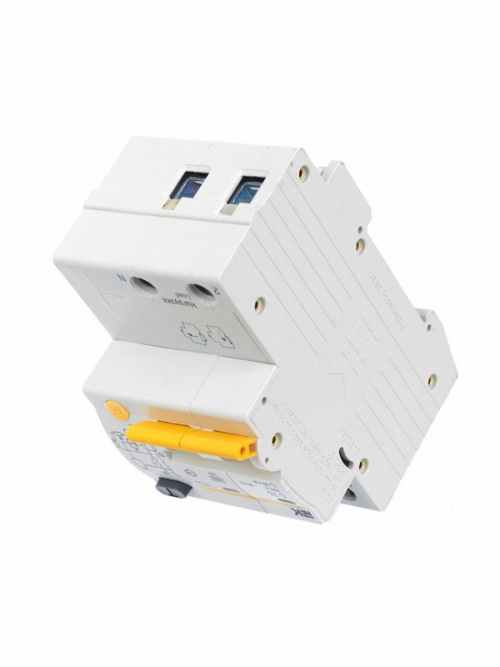 Выключатель авт. дифф. тока 2п C 25А 30мА тип AC 4.5кА АД-12 3.5мод. IEK MAD10-2-025-C-030 MAD10-2-025-C-030