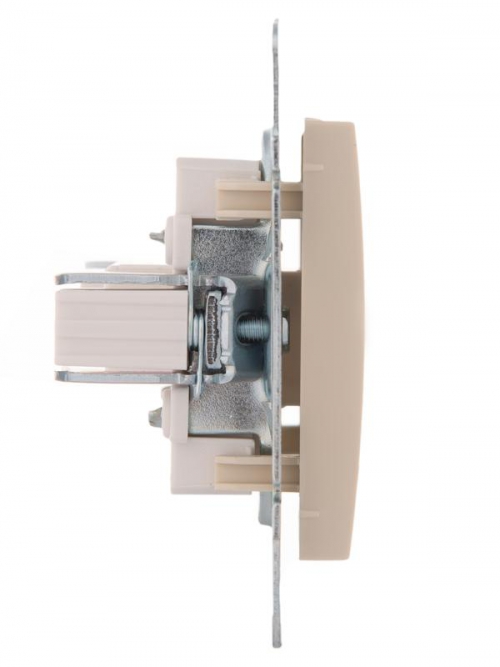 Механизм розетки компьютерной 1-м СП Karina RJ45 крем. LEZARD 707-0388-139 707-0388-139