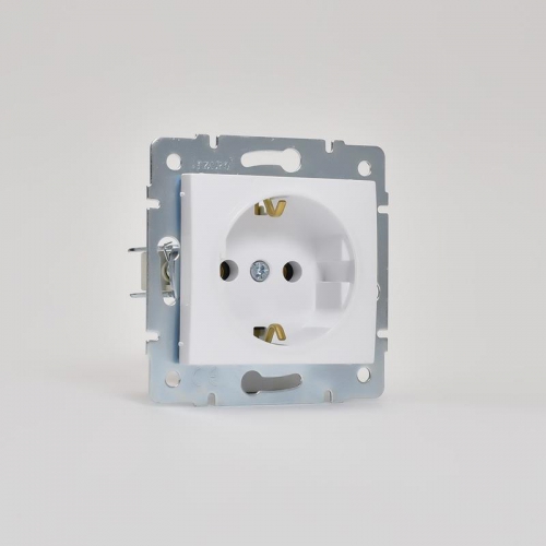 Механизм розетки 1-м СП Karina с заземл. термопласт бел. LEZARD 707-0288-122B 707-0288-122B