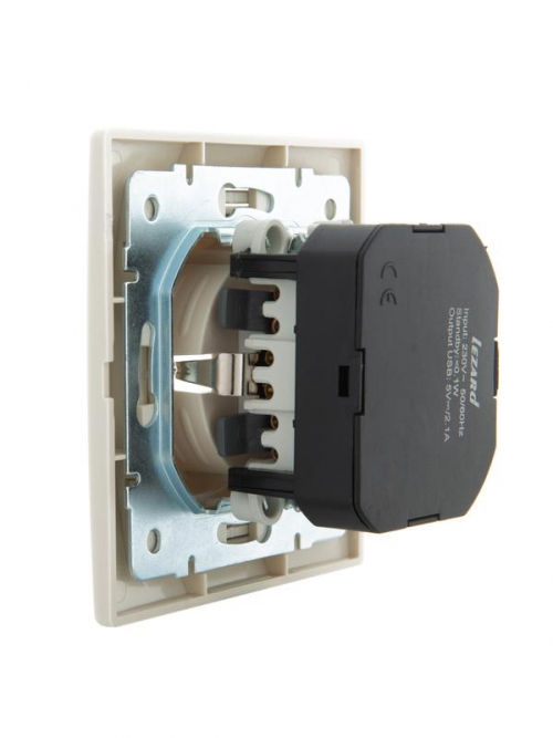 Розетка 1-м СП Mira 16А с заземл. + USB разъем крем. LEZARD 701-0303-181 701-0303-181