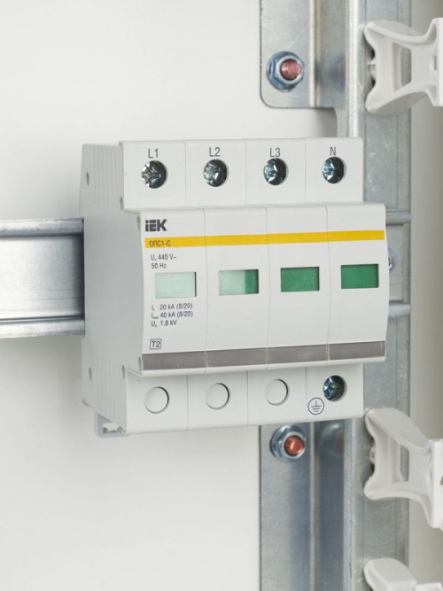 Ограничитель перенапряжения ОПС1-C 4P IEK MOP20-4-C MOP20-4-C